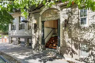 2087 NW Overton St, Portland, OR 97209 - Photo 3