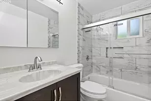 18624 SE Clinton St, Gresham, OR 97030 - Photo 17