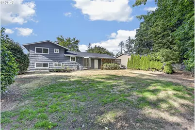 18624 SE Clinton St, Gresham, OR 97030 - Photo 9