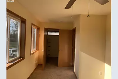617 SW Monroe St, Sheridan, OR 97378 - Photo 17