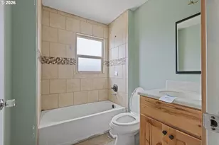 1710 SE Main St, Roseburg, OR 97470 - Photo 11