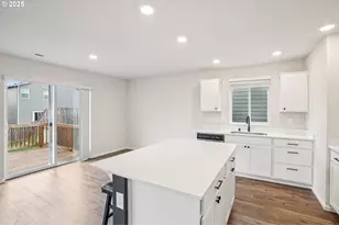 1302 W Larsen Dr, La Center, WA 98629 - Photo 7