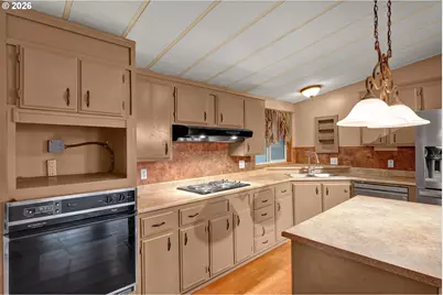 1200 E Central Ave #84, Sutherlin, OR 97479 - Photo 17