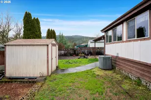 1200 E Central Ave, Sutherlin, OR 97479 - Photo 43