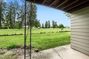 1312 NE Hogan Dr, Gresham, OR 97030 - Photo 15