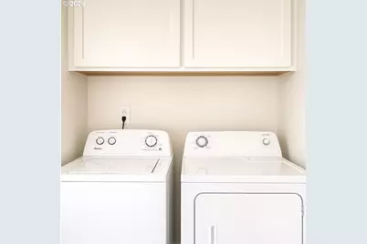 18695 SW Pike St, Beaverton, OR 97078 - Photo 17