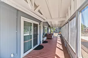 85676 Manchester Ln, Eugene, OR 97405 - Photo 5