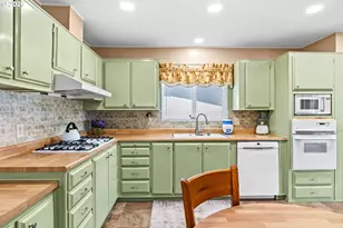 85676 Manchester Ln, Eugene, OR 97405 - Photo 5