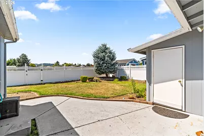 85676 Manchester Ln, Eugene, OR 97405 - Photo 27