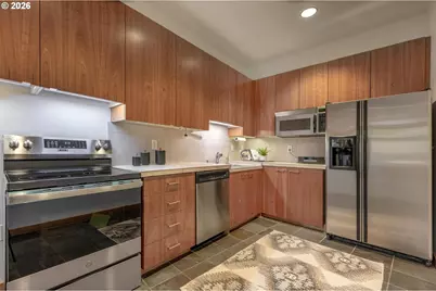 1120 NW Northrup St #102, Portland, OR 97209 - Photo 9