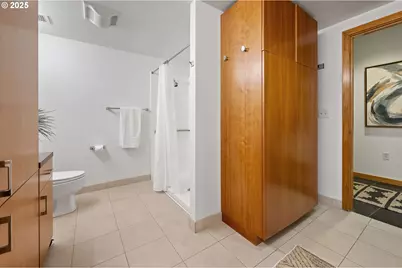 1120 NW Northrup St #102, Portland, OR 97209 - Photo 31