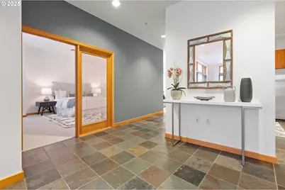 1120 NW Northrup St #102, Portland, OR 97209 - Photo 13
