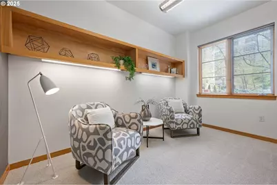 1120 NW Northrup St #102, Portland, OR 97209 - Photo 19