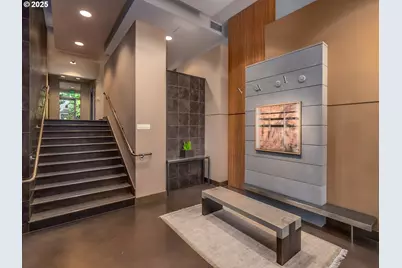 1120 NW Northrup St #102, Portland, OR 97209 - Photo 27