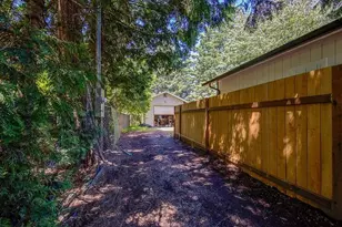 209 SE 214th Ave, Gresham, OR 97030 - Photo 1