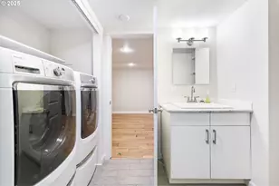 5200 SW Scholls Ferry Rd, Portland, OR 97225 - Photo 25