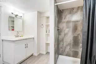 5200 SW Scholls Ferry Rd, Portland, OR 97225 - Photo 27