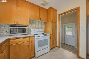 321 W 21st St, The Dalles, OR 97058 - Photo 21