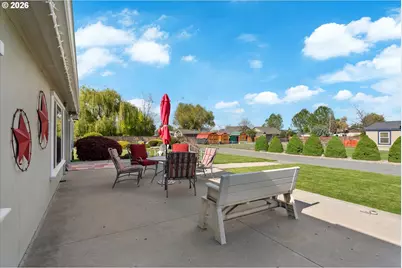 960 1/2 H St, Baker City, OR 97814 - Photo 3