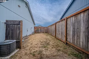 1351 N Monroe St, Lafayette, OR 97127 - Photo 9