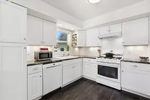 6116 SE 138th Pl, Portland, OR 97236 - Photo 11