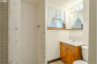 13490 NW Pettygrove St, Portland, OR 97229 - Photo 21