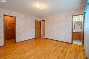 13490 NW Pettygrove St, Portland, OR 97229 - Photo 13