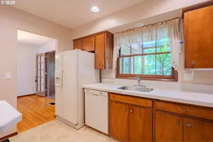 13490 NW Pettygrove St, Portland, OR 97229 - Photo 11