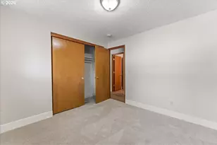 3790 NE Meadow Ln, Hillsboro, OR 97124 - Photo 17