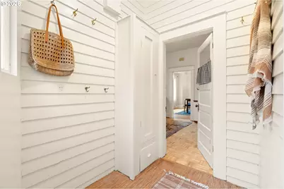 5704 N Greeley Ave, Portland, OR 97217 - Photo 27
