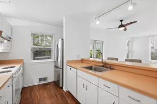 205 S Montgomery St, Portland, OR 97201 - Photo 19