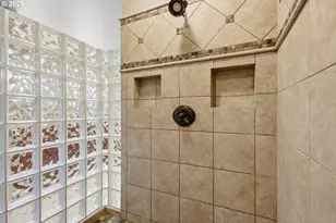 11498 SE Painted Hills Ct, Happy Valley, OR 97086 - Photo 27