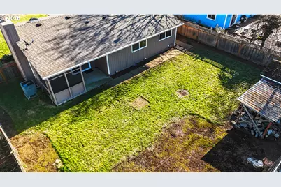 913 S Fir Ct, Canby, OR 97013 - Photo 33