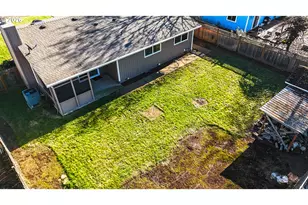 913 S Fir Ct, Canby, OR 97013 - Photo 33