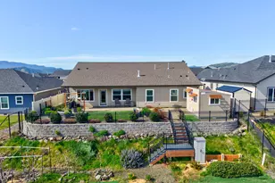 888 Medina Ave, Sutherlin, OR 97479 - Photo 3