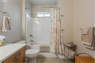 888 Medina Ave, Sutherlin, OR 97479 - Photo 33