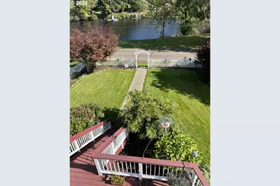 88098 Riverview Ave, Mapleton, OR 97453 - Photo 13
