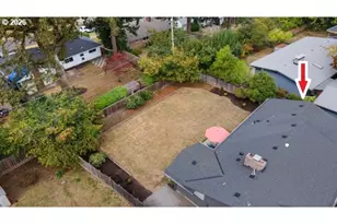 1825 SW Glenview Ave, Portland, OR 97225 - Photo 37