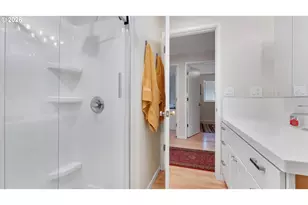1825 SW Glenview Ave, Portland, OR 97225 - Photo 23