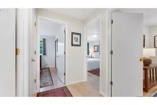 1825 SW Glenview Ave, Portland, OR 97225 - Photo 21