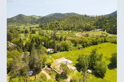 351 Pickett Ln, Canyonville, OR 97417 - Photo 21