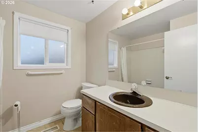 2461 SE Willow Dr, Hillsboro, OR 97123 - Photo 17