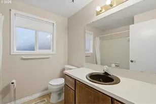 2461 SE Willow Dr, Hillsboro, OR 97123 - Photo 17