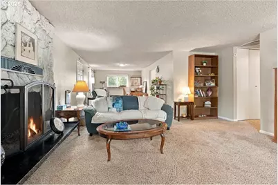 60 NE 23rd St, Gresham, OR 97030 - Photo 13