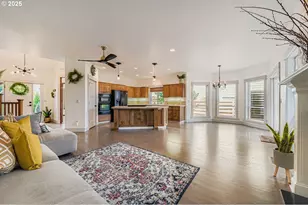 3902 NE 203rd Ave, Fairview, OR 97024 - Photo 9