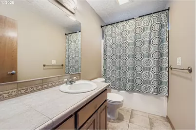 3902 NE 203rd Ave, Fairview, OR 97024 - Photo 23