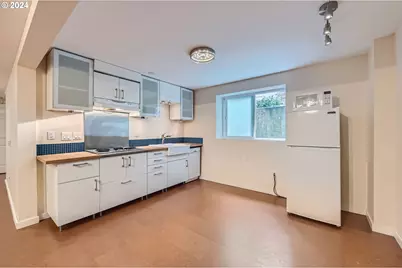 9116 N Willamette Blvd, Portland, OR 97203 - Photo 23