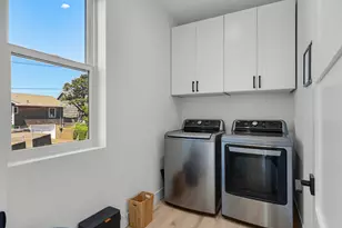 210 15th Ave, Seaside, OR 97138 - Photo 27