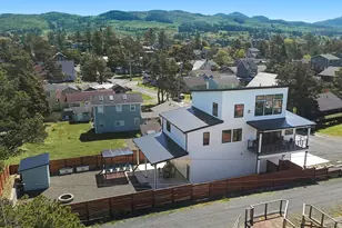 210 15th Ave, Seaside, OR 97138 - Photo 45