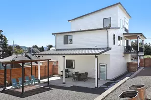 210 15th Ave, Seaside, OR 97138 - Photo 43